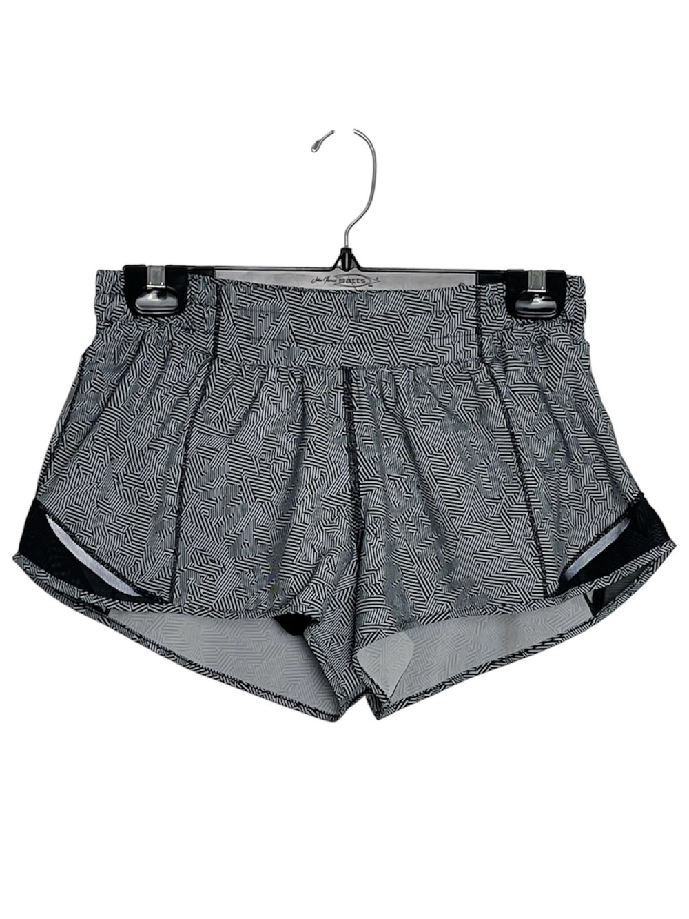 Lululemon Hotty Hot Short 2.5" Lined Seawheeze 2020 Black White Geometric 8